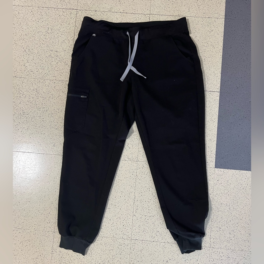 Figs Women’s Black Joggers with Drawstring